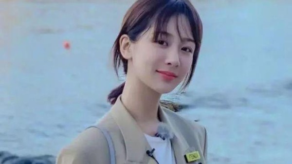 乔欣过生日，杨紫零点发文又晒照，谁留意她对乔欣的新称呼？