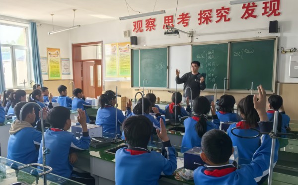 黑龙江站3.jpg
