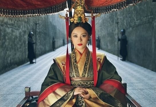 赵丽颖姚晨入围白玉兰最佳女主角，“视后”之位谁更有戏？