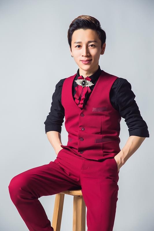 梵浩轩做客美业访谈录，畅谈男化妆师背后的故事