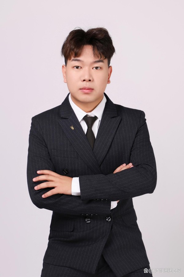 护肤界的明灯——奕辰老师访谈