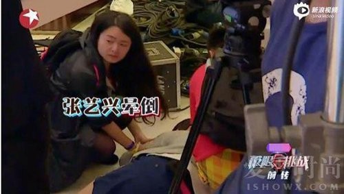 萧敬腾深夜挂急诊惹人心疼 盘点因为过度劳累晕倒的明星（2）