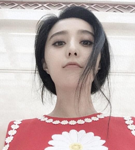 明星拍一部电影能拿多少片酬，第一名众望所归