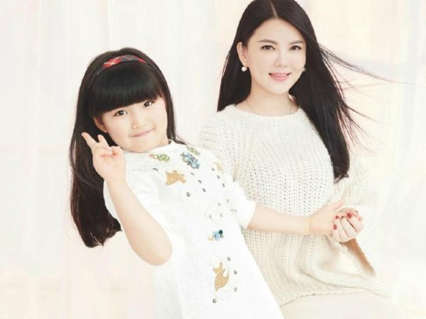 李湘女儿、霍思燕儿子、宋小宝儿女，同为明星教育方式大不同！