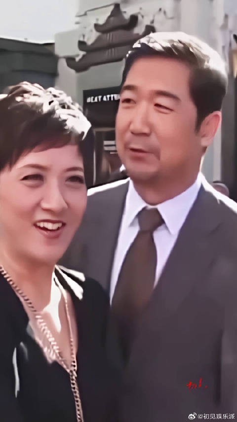 张国立,邓婕,因戏生情,两人相守30年恩爱如初