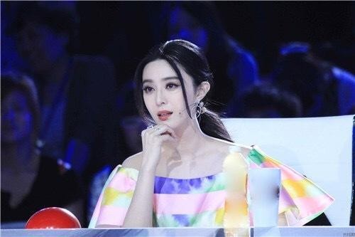 杨幂旗下艺人都爆红，范冰冰的却无人知晓，最后一个靠赵丽颖走红