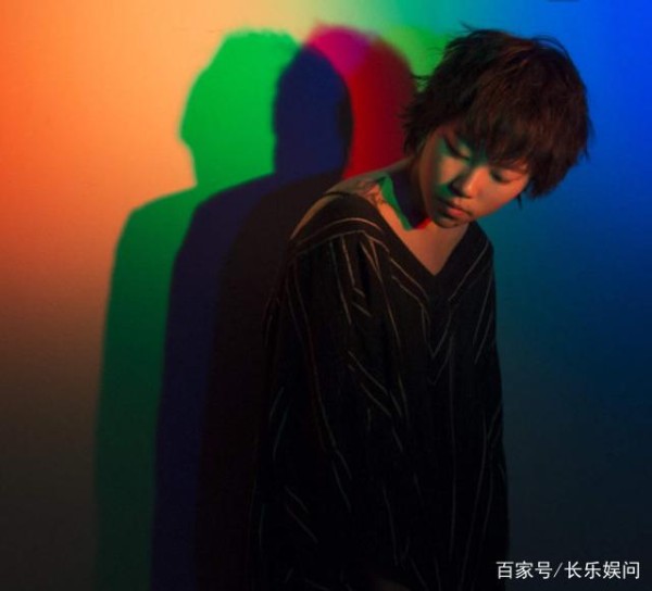 盘点娱乐圈中那些有着不为人知的背景的女明星