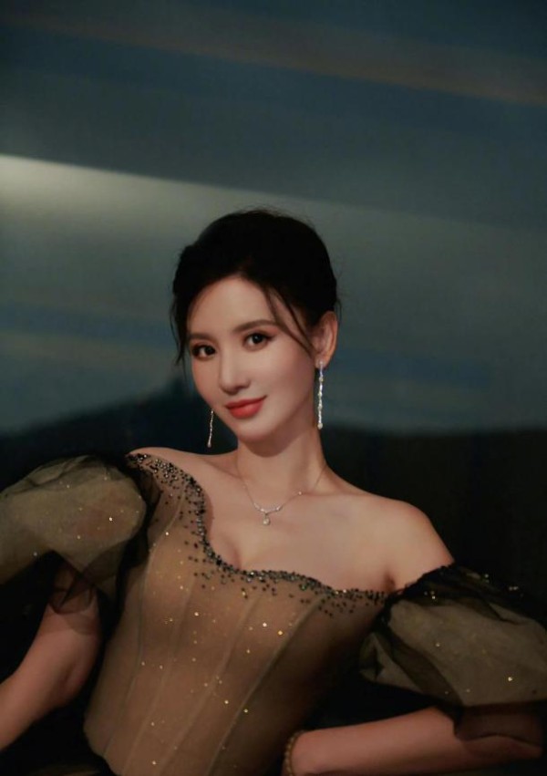 张萌演艺界的多面才女，制片人也是最好的演员