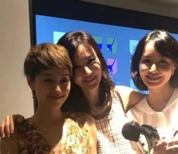 就在刚刚！文章发文宣布复婚，女明星：永远爱你！