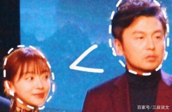 娱乐圈让人尴尬的明星合影，最后几位确定是同一年出生的？