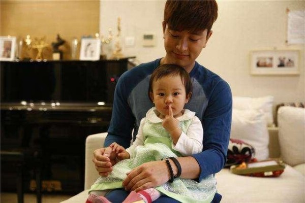 贾乃亮又有新剧！李小璐“头发门”之后，他的状态越来越好