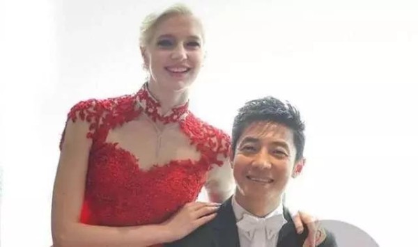 嫁给中国明星的外国媳妇, 刘烨老婆最牛, 于晓光老婆最好看!