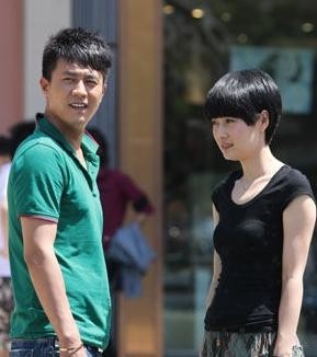 出道即演重要角色，09年堪称第一小生，现人气远不如李晨冯绍峰