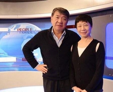 娱乐圈5位德才兼备、满是正能量的知名大导演和妻子近照