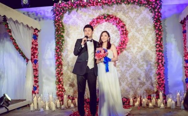 黄小蕾真的太有爱心！把婚礼当成公益慈善活动，礼金竟全捐？