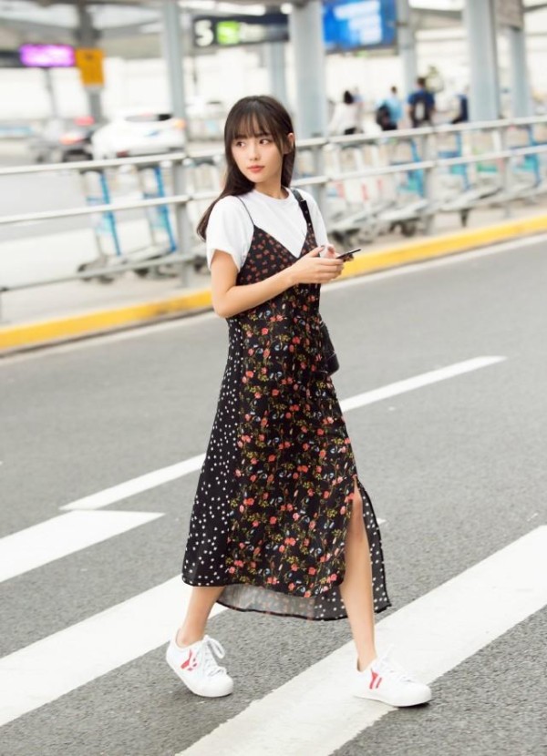 她是没能大火的“琼瑶女主”，现嫁王思聪好哥们，温柔美丽衣品高