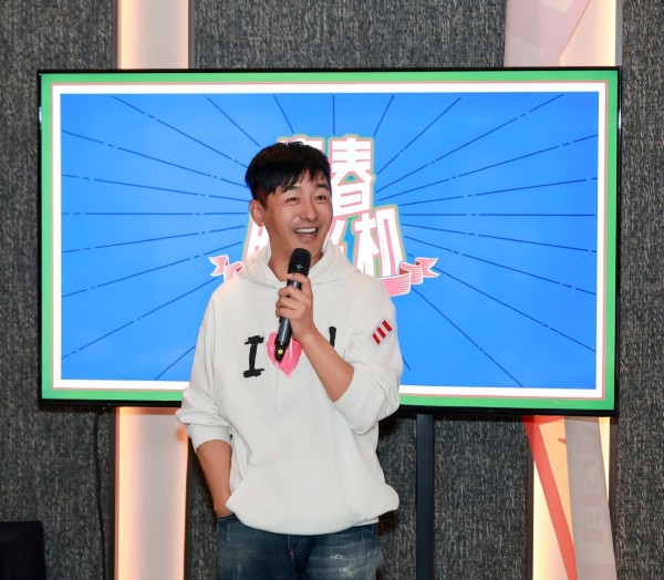 图片[4]-江疏影黑料：程莉莎为郭晓东庆50岁生日，复古派对仪式感满满，夫妻情深表白暖人心-吃瓜网 - 吃瓜爆料|热点黑料|网红大瓜|独家爆料|抖音反差|免费吃瓜|黑料不打烊|热点大瓜