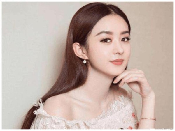 欧阳娜娜被姐姐拖累？对方澄清妹妹整容问题，就是在给妹妹添麻烦