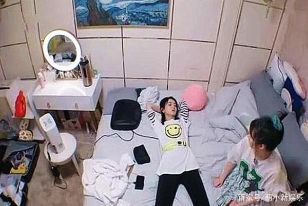 赵丽颖生娃后秒瘦回85斤，一日三餐被曝光，不是普通人能坚持得了