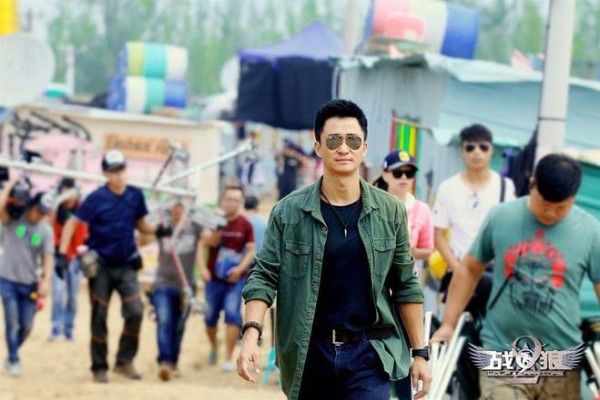又一当红演员转行做导演，是当导演钱太好赚还是门槛太低？
