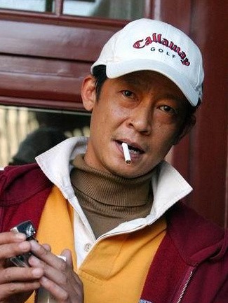 因言行出位人品倍受质疑的10大明星（图）