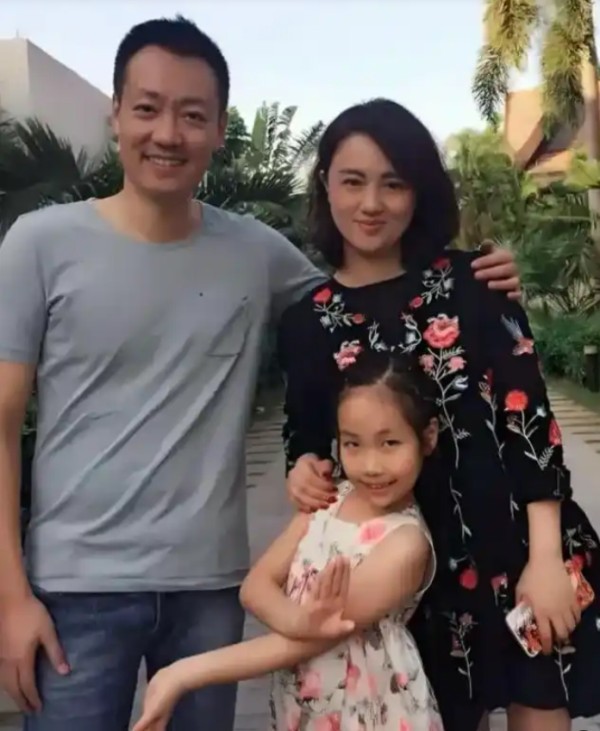 她用生命演抗癌电影，却无人知晓她才是真患者：这对娱乐圈清流夫妻，撕开了多少人的伪善？