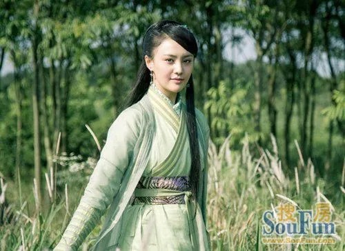 假脸姐妹团杨幂为首横空出世 李小璐秦岚霍思燕爱面部修补郑爽袁珊珊紧追其后