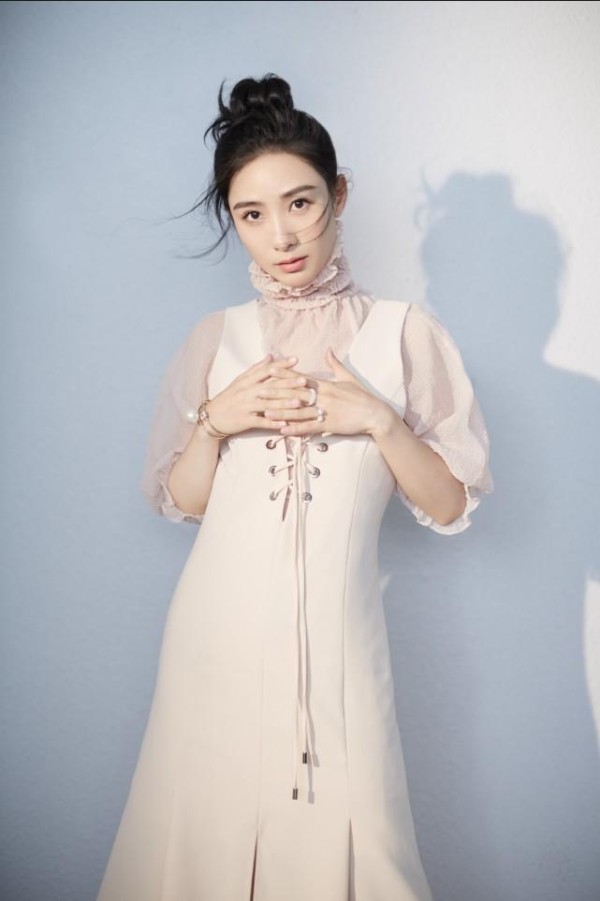 这几位坎坷的星途女星，各有各的不顺，网友：都是脸蛋惹的祸！