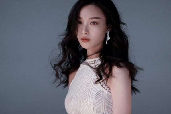 璀璨星光下的瞬间时光，最美女明星照片集锦