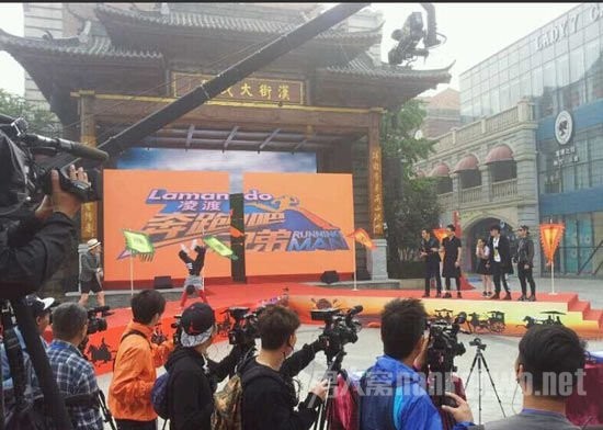 武汉汉街：现代“清明上河图”