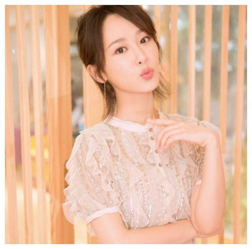 杨紫终于不再“傻白甜”? 新剧官宣风格大变......