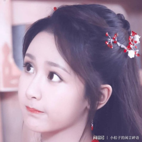 2019杨紫要霸屏？电视剧、综艺、电影，连时尚圈都有她的身影！