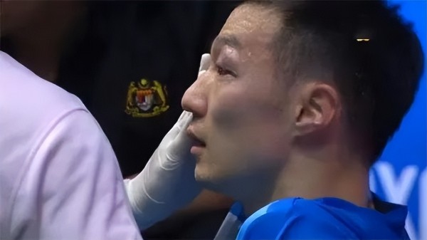 羽毛球比赛不慎误伤到队友，导致对方眼睛受伤，是否需要补偿？-群益观察 -北京群益律师事务所