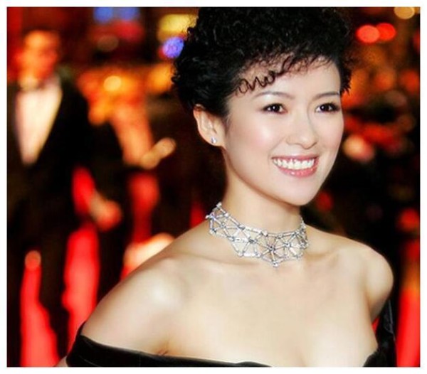 睡过男星最多的5大女星，第1“浪荡”，第5可惜，有你偶像吗？