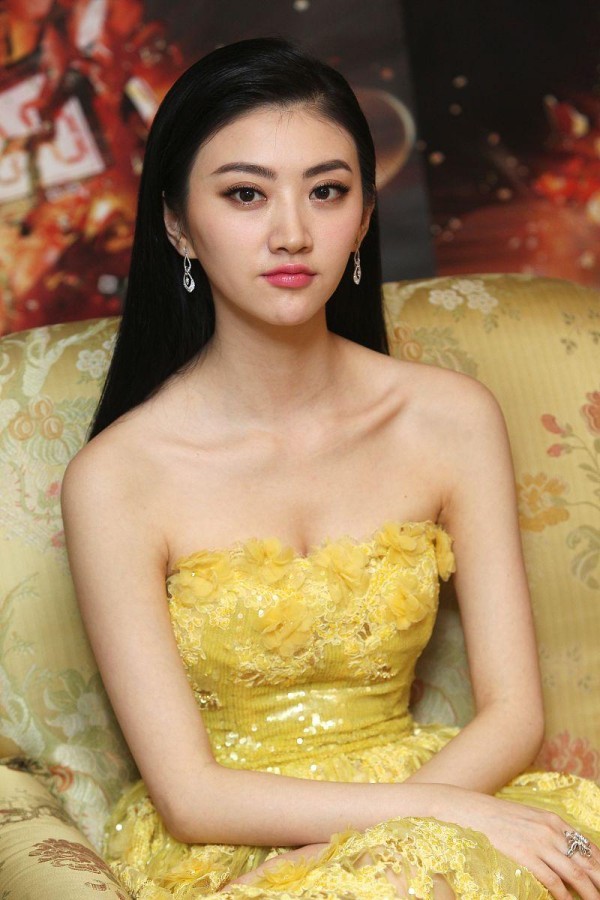 景甜：自律雕刻出的逆龄女神