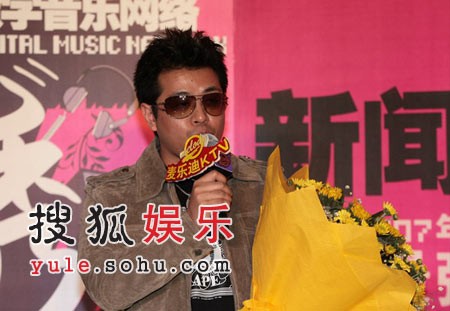 草根歌手颠覆主流市场 网络红人秀MTV合辑推出