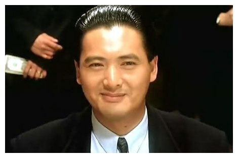 在当今的中国，哪些明星对国家做出贡献？