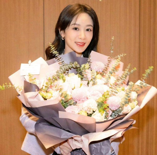 杨紫被网曝整容，八个小时后，本尊承受不住，做出了回应