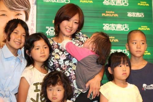年纪轻轻就结婚生孩子的女星，白百何孙怡上榜，她被老公宠成公主