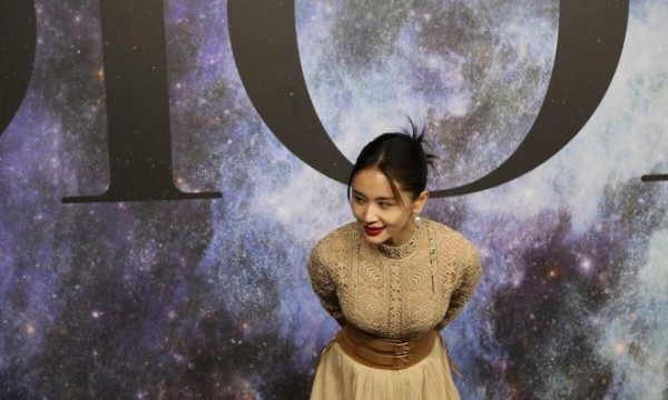 从王子文的「豆芽」到张雨剑的自曝：浅谈明星结婚生子的利弊得失