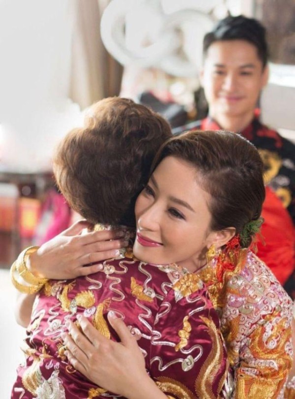 中式新娘化妆怕老土？必参考8个女星结婚妆容！