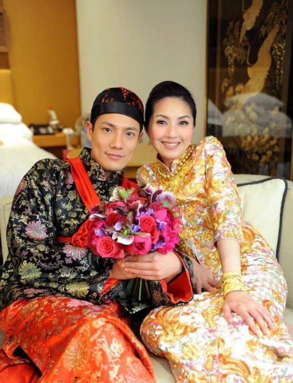 中式新娘化妆怕老土？必参考8个女星结婚妆容！