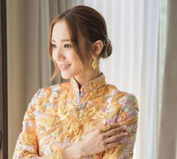 中式新娘化妆怕老土？必参考8个女星结婚妆容！