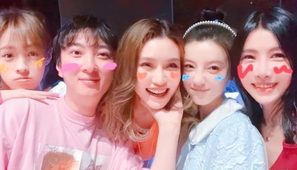 六位娱乐圈最不能得罪的人，向华强居然不是第一，而是一个年轻人