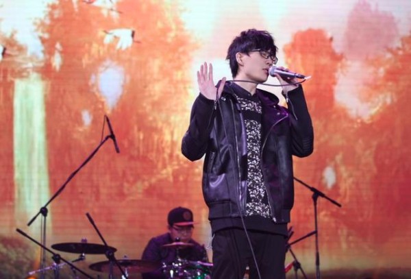 华语乐坛最牛的5位歌手，陈奕迅第3王菲第2，第1至今无人能超越
