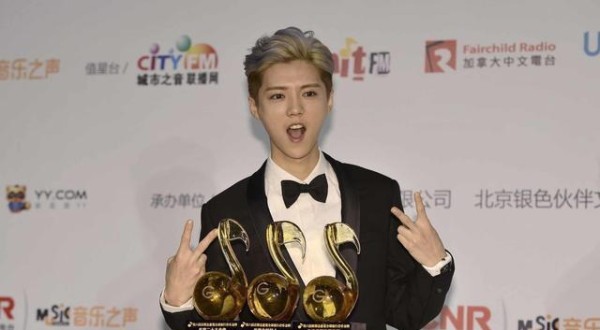 2018亚洲最丑明星排行榜，吴莫愁居首，朴信惠鹿晗榜上有名