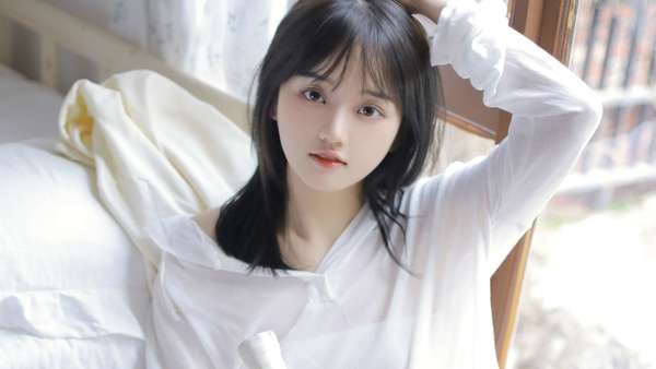 明星手部保养有哪些技巧？黄轩的手为何粗糙？刘涛的手美不美？