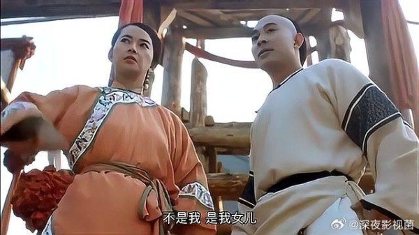 丈母娘亲自上阵，不料无一人能敌，方世玉一来震惊全场