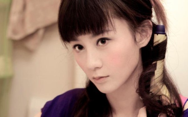 看看秦岚和李菲儿的学历，再看杨颖的学历，黄晓明“真会挑”！
