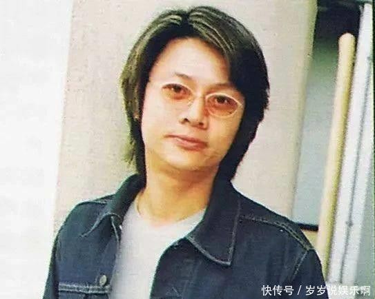 55岁尹天照，为照顾患病妻子淡出娱乐圈，与妻子携手36年恩爱如初